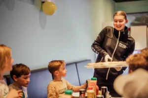 aktivitetskalas med erfaren personal - därför är det bra